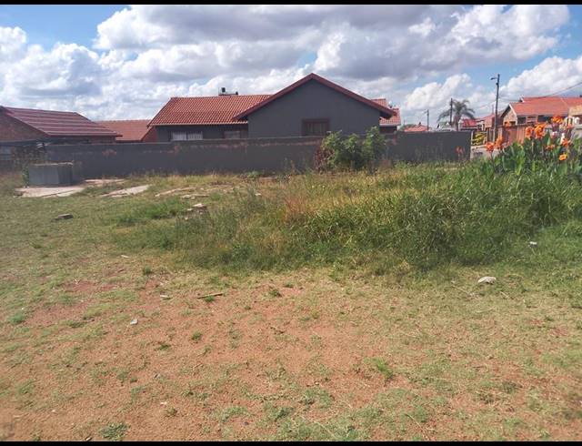 LAND FOR SALE IN SOSHANGUVE WW
